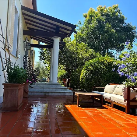 - Luxury - Pool - Garden -forte Dei Marmi Versilia- 别墅 *